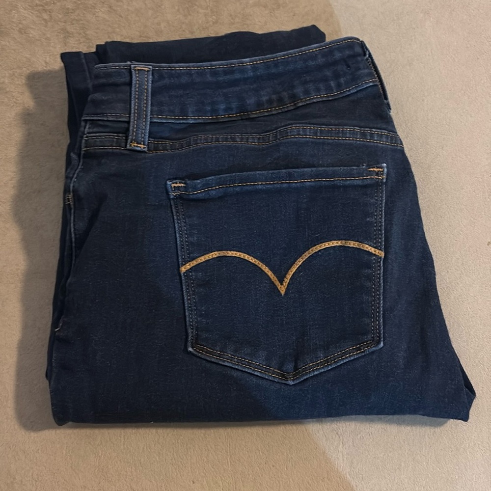 Levi jeans
